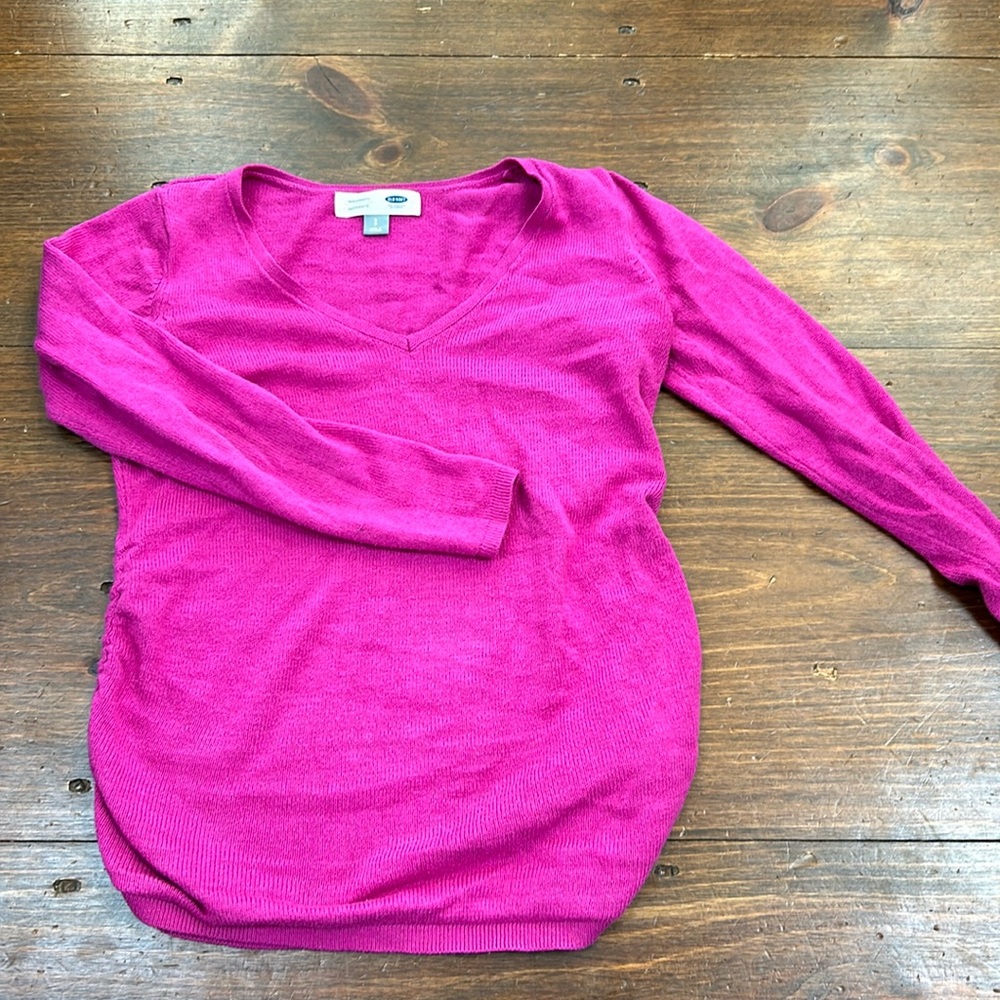 Maternity v neck sweater